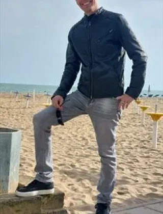 3403843728 - Cerco Ragazza Per Amicizia E Poi Possa Nascere