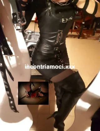 3493108920 - Escort Mistress Como