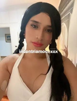 3532023506 - Trans Mistress Roma