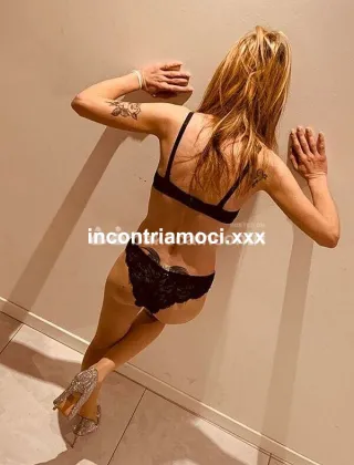 3298828646 - Simona