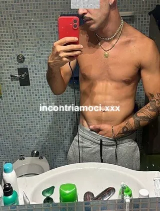 3515515132 - Stallone Italiano 22Enne , Raggiungo Su Milano ,