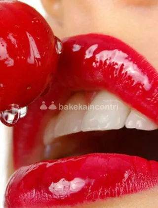 3245305391 - Vieni A Rilassarti, A Giocare Con Due Amiche