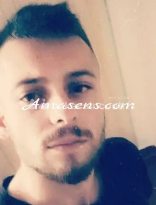 3393542714 - New Ragazzo ? Prima Volta In Italia????
