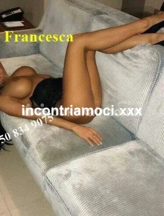 3508349075 - A Gioia Tauro Francesca Ferrari Studentessa