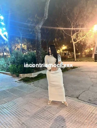 3533048429 - Tetas Naturales Y Culo Grande