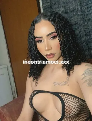 3885785329 - Sono Una Ragazza Molto Bella, Mi Piace Avere Tante