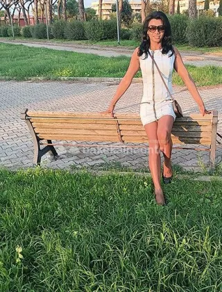 3485947845 - Trans Mistress Roma