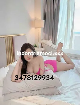 3478129934 - ?New New New ?,Due Ragazze Orientali Appena