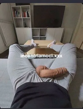 3494354999 - Cerchiamo Uomo Donna E Coppie
