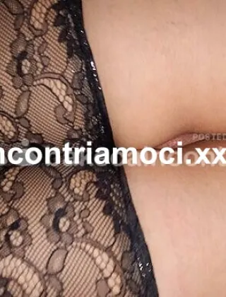 3347933848 - Trio Mmf Con Lei Ventenne Per Divertimento