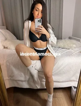 3936824731 - Piccolina Troietta Adoro Succhiare Con La Mia
