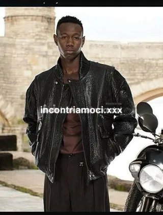 3290049357 - Sono Ragazzo Italo Africano Con Cazzo Grande E