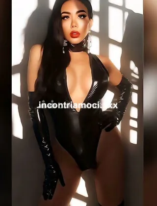3275221975 - Trans Mistress Bologna