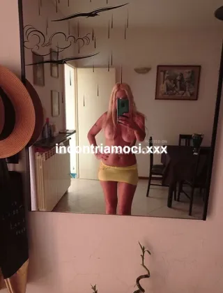 3883507549 - Luna A Faenza Per Passare Del 40 Mistress Ravenna