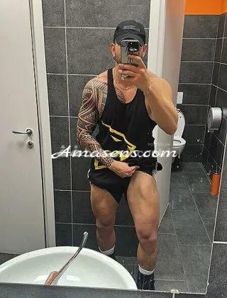 3203718425 - Pugliese A Milano Interessato A Belle Coppie O