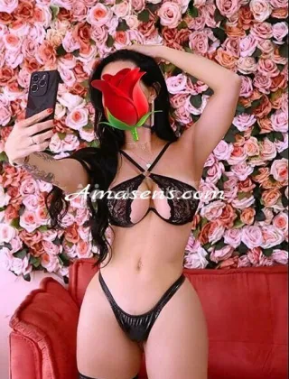 3508218780 - Camilla Mai Vista In Zona