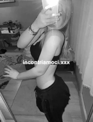 3295354128 - Squirter Per Schizzi In Cam E Video Hot Piu Molte