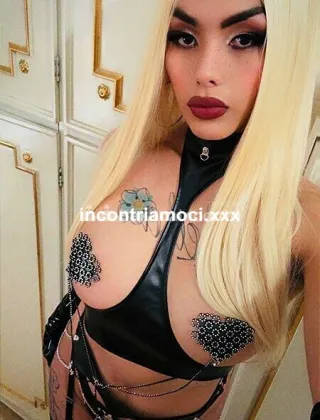 3508251335 - Trans Mistress Como