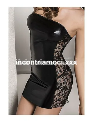 3513122911 - Donna Seducente
