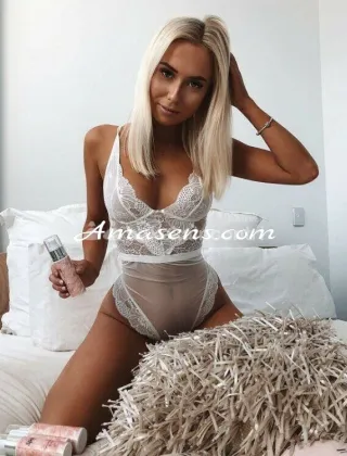 3509872338 - ?Bella Pamela Prima Volta In Citta? Arrivata