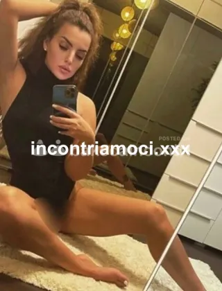 3474668489 - Sofia