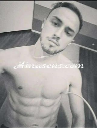 3888031005 - Ragazzo Birichino