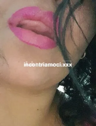 3761005255 - A Genova Novita Assoluta Italo Cubana Bellezza