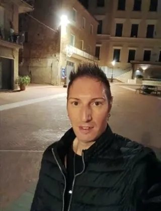 3282423033 - Gigolò Milf Milano