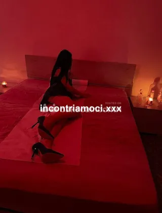 3508645192 - New Mary &Flora