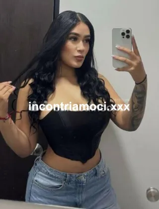 3533799650 - Karol... Bellissima E Affascinante Ragazza