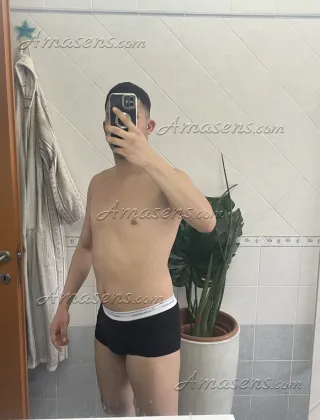 3270637420 - Ragazzo 26 Anni Per Donne E Coppie