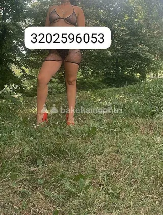 3202596053 - Hermosa Sarah Brava Di Bocca Figa E Culo Caldo