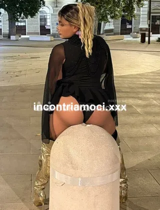 3508669040 - Trans Mistress Rimini