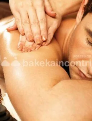 3391075970 - Giovane Ragazza Offre Massaggi Rilassanti