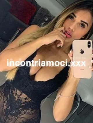3511088406 - !! Arrivata In Citta Solo Per Voi? ...Vittoria