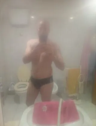 3396594696 - Giovane Ragazzo Cerco Donna Che Mi Faccia Sapere