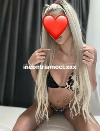 3511515631 - Alessandria E Provincia ?Bella Bionda? Calda E