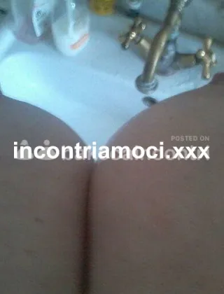 3207853346 - Siamo Una Coppia Piu Un Singolo