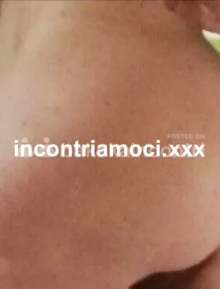 3395710345 - Solo Con Rose Italiana Bellissima E Simpatica,