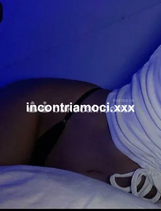 3204123570 - Escort