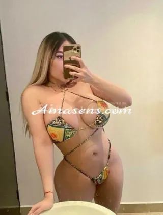 3509683460 - Primissima Volta In Citta A (Bionda) Bellissima