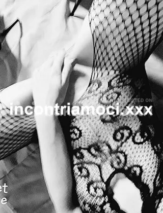 3520538316 - Lucia Italiana Veneta Una Donna Molto Elegante A