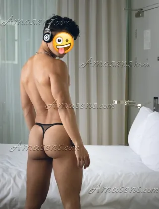3200148160 - Trans Mistress Torino