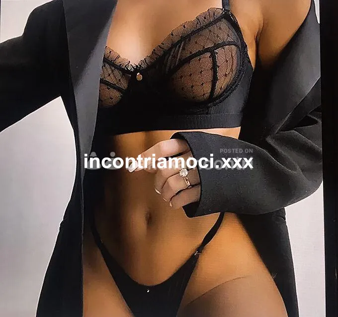 Ambra M