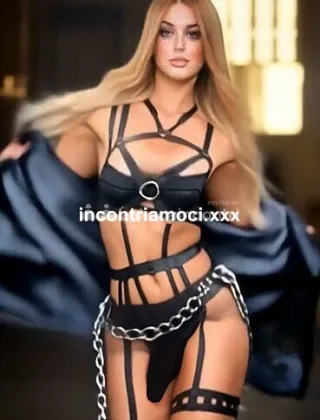 3513784648 - Trans Mistress Roma