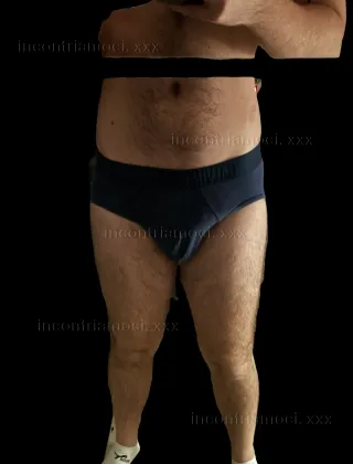 3421048100 - Giovane Ragazzo