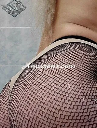 3928414599 - Bella Mamasita?????
