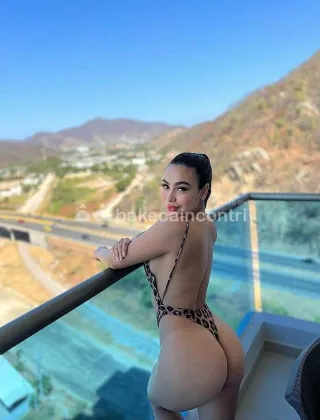 3508433674 - Chloe Prima Volta In Citta