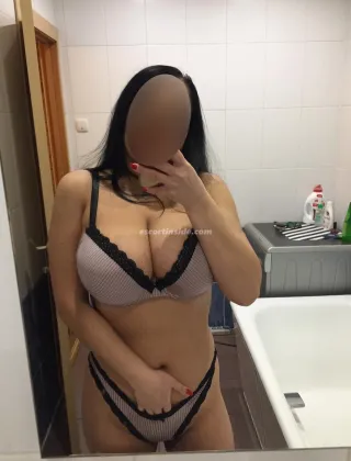 3886568996 - Giulia 30 Escort Caucasica Roma