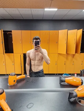 3519892619 - Ragazzo Giovane Dotato